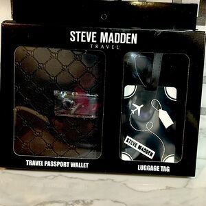 Steve Madden Travel Set